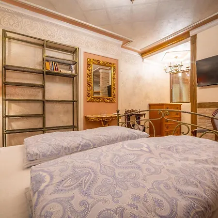 Diabora-veliko Tarnovo Gæstehus 3*